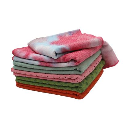 China Hot Bond Dye QUICK DRY Yoga Towel Microfiber Non Slip Yoga Mat Towel for sale