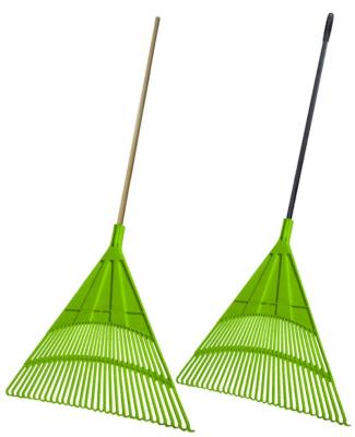 China Size 30 Lightweight Huge Wide Teeth 76CM Curved Plastic Lawn Rake for sale