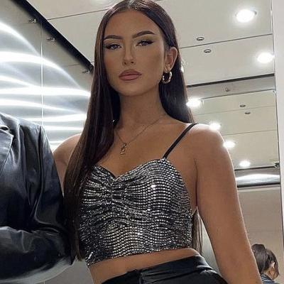 China 2022 Spring Summer New Arrivals Shiny Slim Fit Nightclub Backless Crop Top Women's Sleeveless Sequin LvCong Sexy Tops QUICK DRY for sale