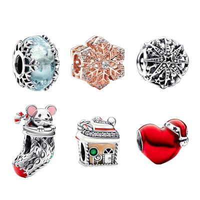 China Cute Wholesale S925 Sterling Silver Festival Mouse Socks Women's DIY Jewelry Snow Pendant for Pandoras Charm Bracelet Heart Christmas for sale