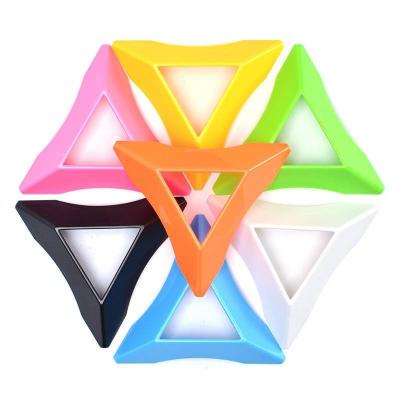 China Quality Speed Speed Educational Toys Mini Magic Cube Stand Top Base Magic Plastic Stand Cube for sale