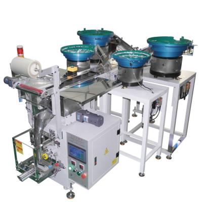 China RS-954L Trailer type Automatic Packing Machine With 4 Feeder Bowls for sale