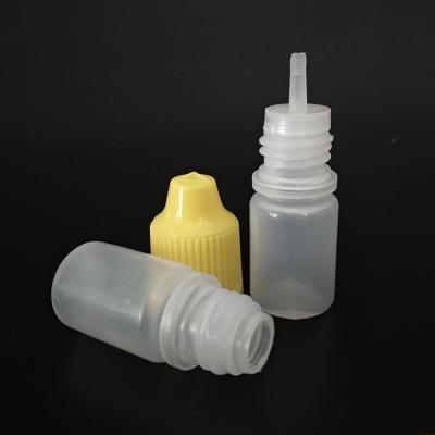 China Transparent Black Customize Glass Plastic Dropper Bottles with Smooth Surface and Customization for sale