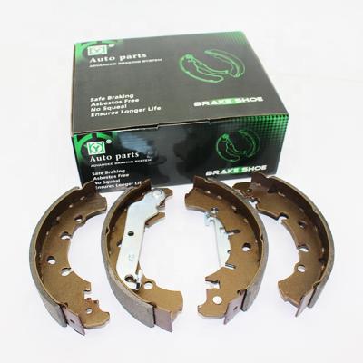 China 2019 NAO Ceramic China Commercial Semi-Metallic Ceramic Auto BRAKE PAD FN3421 D3Y0-26-38ZA 1236882 for sale