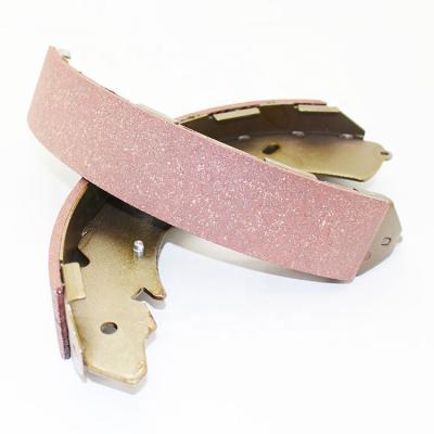 China Semi-metal brake pad 4600A018 no noise no asbestos price disc brake pad S1016-1685 wholesale cheap auto brake pad for sale