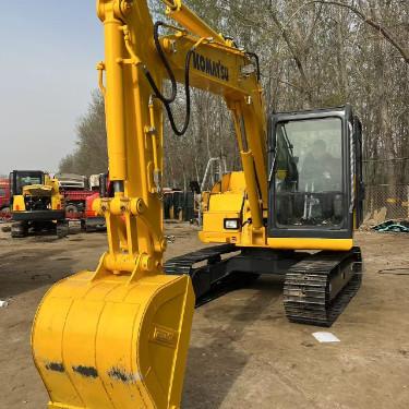Китай Использованный Komatsu PC70 мини экскаватор 4 цилиндров водоохлаждаемое компактное строительное оборудование продается