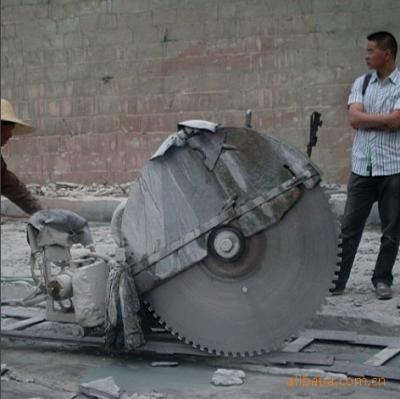 China Construction works 1200mm Blade Diameter 22 HP Diesel Concrete Stone Cutting Saw Saw for sale