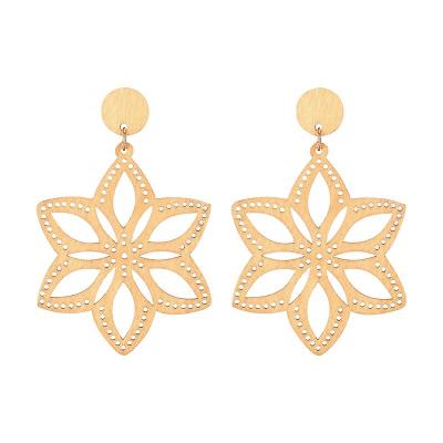 China Wooden Material Bohemian Hollow Flower Floral Earrings BOHEMIA Flower Ladies Stud Earrings for sale