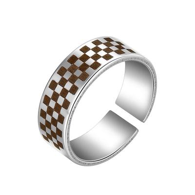 China Hip Hop CLASSIC Korean Adjustable Checkerboard Grid Black And White Rings For Women for sale