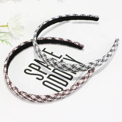 China Wholesale Mosaic Color Hair Decoration Vintage Check Hair Circle Black And White for sale