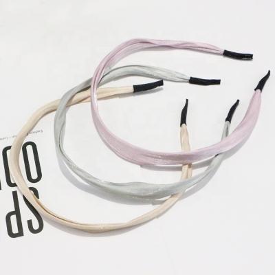 China 2022 Fashion Metal Hair Band Women Non-slip Thin Wholesale Hair Accessories Shiny Smooth Cloth Headband for sale
