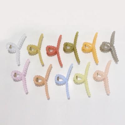 China Fashion Cross Hair Clip French Translucent Frosted Plastic Scrub Jelly Large Grab Clip for sale