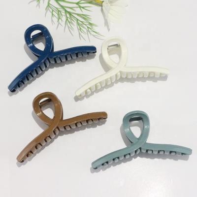 China Smart Casual Pink Hairpin Back Head Fashion Spray Paint Clip Grab Claws For Women for sale