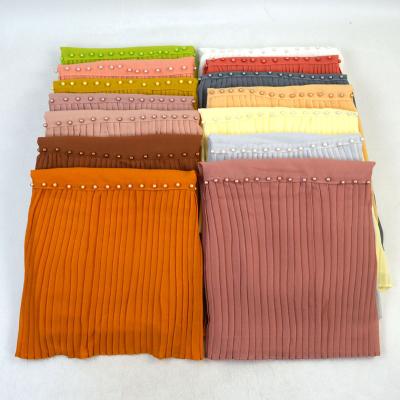 China Muslim Soft Feeling Scarves Solid Color Pleated Shawls Patchwork Bead Shawls Simply Crinkle Chiffon Bubble Hijabs for sale