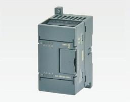 中国 UniMAT EM221 8DI は Siemens 6ES7221-1BF22-0XA0 の論理 PLC の等量を指示します 販売のため