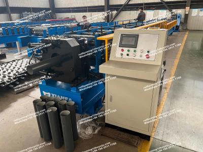China Rollo redondo de acero de la bajada de aguas 45# que forma la máquina con el sistema de control eléctrico en venta