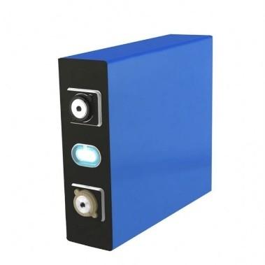China UN38.3 3.2v 100ah Prismatic LiFePO4 Battery Cell For EV Solar Wind Energy for sale
