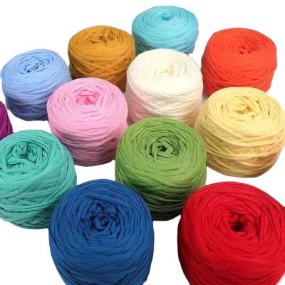 China Hand Knitting Adult All Cheap 285g/roll T Shirt Yarn Crochet Handbag Fancy Yarn Super Soft Feeling for sale