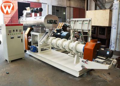 Chine Machine de développement d'alimentation de poissons de chaudière, type humide alimentation de flottement de poissons faisant la machine à vendre