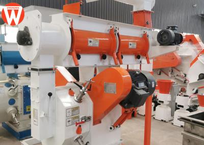 Chine Machine de fabricant d'alimentation de volaille de la machine 22KW de granule de cylindre réchauffeur de la volaille 2.5T/H à vendre