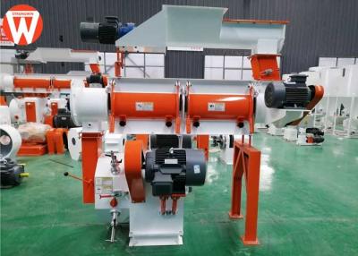 China Máquina 2.5T/H da pelota da alimentação animal das aves domésticas de SZLH250 12mm à venda