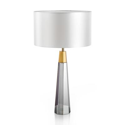 China Modern Led Fashion Modern Crystal Hardware Cloth Night Reading Lights Table Lamps for sale