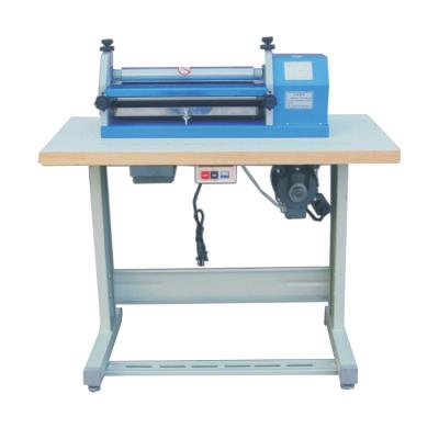 China Bags And Suitcases Low Speed White Shoe Regulating Latex Gluing Machine for sale