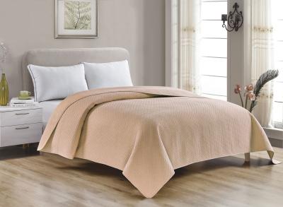 China Full Queen King Size Ultrasonic Oversized Bedspreads Beige Summer Bedspreads for sale