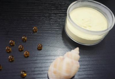 Chine Résine lumineuse de formaldéhyde de mélamine de couleur pour la vaisselle en plastique à vendre