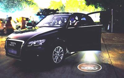 China Coche LED luces Laser puerta insignia 3D, diseño de logotipos personalizados disponible! en venta