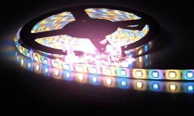 China Flexible LED Strip Light 5050 RGBW 300LEDS Waterproof IP67 en venta
