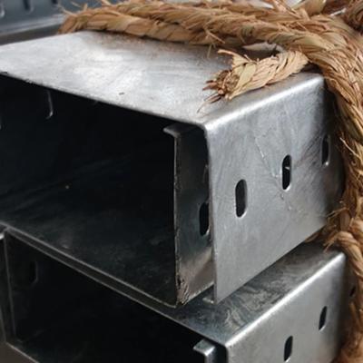 China Adjustable Hot Dip Galvanized Cable Tray With Connectors / Clamps Flexible And Strong 25mm-150mm Height for sale