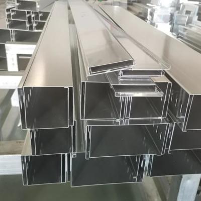China Fire Resistance Cable Tray Solid Silver Cable Management System for sale
