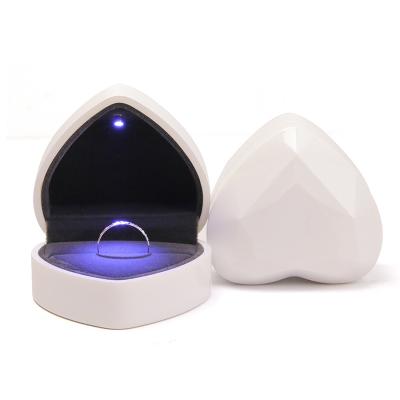 China Wholesale Manufacturing high end Jewellery gift Box packaging Custom Necklace Ring jewelry set Packaging plastics heart shape white led Jewelry Box with logo for sale