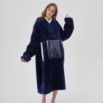 China Anti-Static Oversized visual playable mobile phone doouble-sided recycle flannel hoodie Blanket For Winter for sale