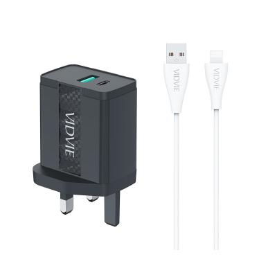 China Universal Fast Charging 2 In 1 20W PD QC 18W USB Mobile Phone Charger UK Plug With Cable For iPhone for sale