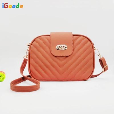 China 2023 high quality fashion trends women cross - body tote bags designer high quality custom brand ladies PU leather bag in stock for sale
