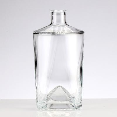 China Flint Gin Bottle Glass 100ml 200ml 375ml 500ml 750ml Luxury Vodka Whiskey Bottles Beverage Bottle With Natural Wood Cork for sale