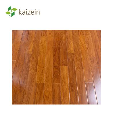 China Excellent quality waterproof laminated laminate flooring 8.3mm ac3 class31 laminate flooring for sale