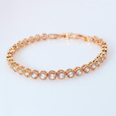 China New Simple Luxury TRENDY Inlaid With Circular Zircon Lace Lovers Gift Women Bracelet for sale
