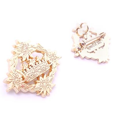 China 2022 Viable HOT Custom Logo Fashion Brand Metal Logo Tags for sale