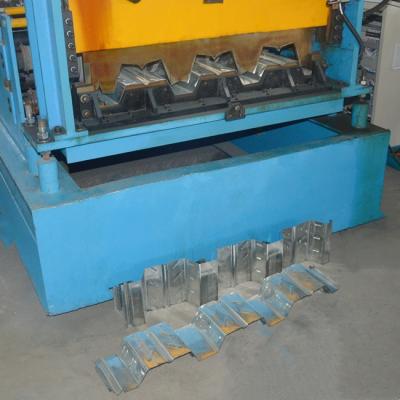 China 3Phase Deck Floor Roll Forming Machine Roofing Sheet Roll Forming Machine 22KW for sale