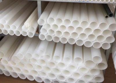 China Tubo plástico acanalado blanco ampliado, tubo de desagu