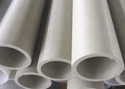 China El tubo resistente químico de FRPP, fibra de vidrio reforzó el tubo plástico blanco de los Pp en venta