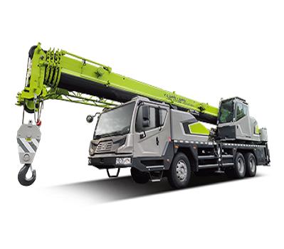China TRUCK CRANE New 55 Ton Zoomlion Telescope Truck Crane ZTC551V552 for sale