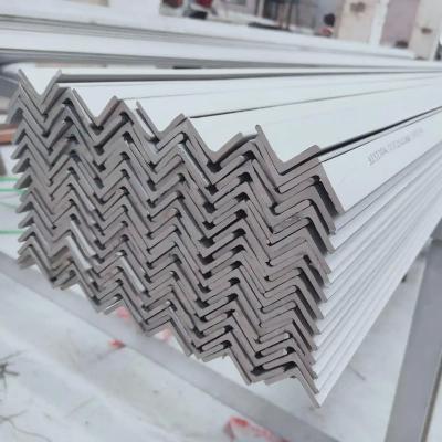 中国 50*6mm 316L 不同鋼の角棒 産業用建物用 熱巻き 販売のため