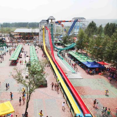Cina Funzione comune del parco dell'acqua degli acquascivoli su ordinazione ad alta velocità dello scorrevole di Oragne in vendita