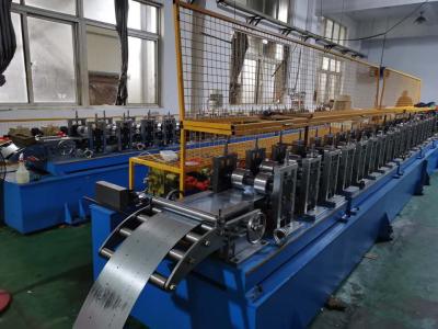 Китай Гальванизированный стальной крен двери шторки трубы 60MM 70MM восьмиугольный формируя машину продается