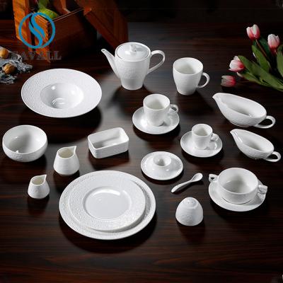 China Breite Rim Frames Contemporary Porcelain Dinnerware-Stelle geprägt für Haupthotel zu verkaufen