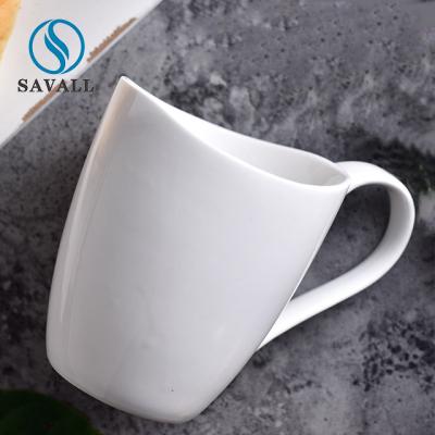 China Unregelmäßige Ebenen-super weißes Porzellankaffeetasse Espresso-Schalen des Porzellan-430ml zu verkaufen